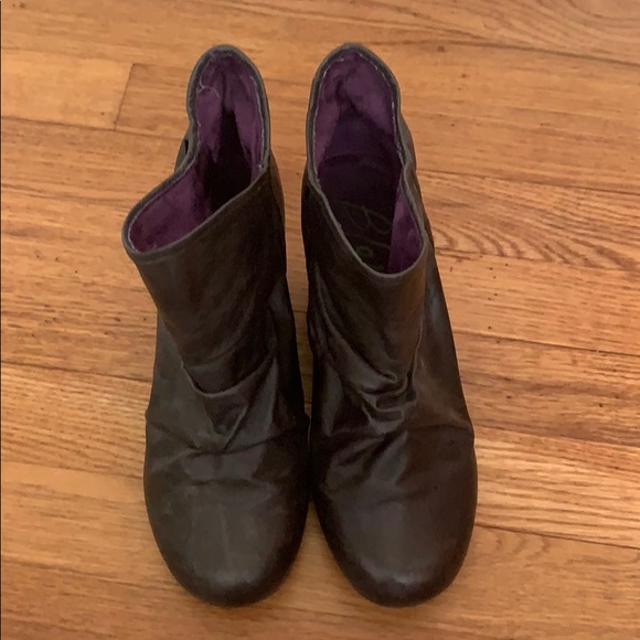 Blowfish booties - Picture 2 of 7